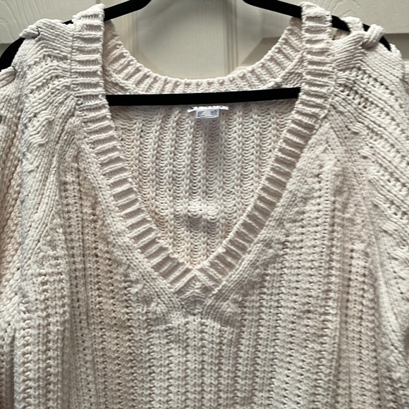 NWOT ⭐️TEDDY BEAR SOFT!!⭐️ VENUS THICK Beige Sweater with Lace-Ip Sleeves, 2x - Picture 4 of 9